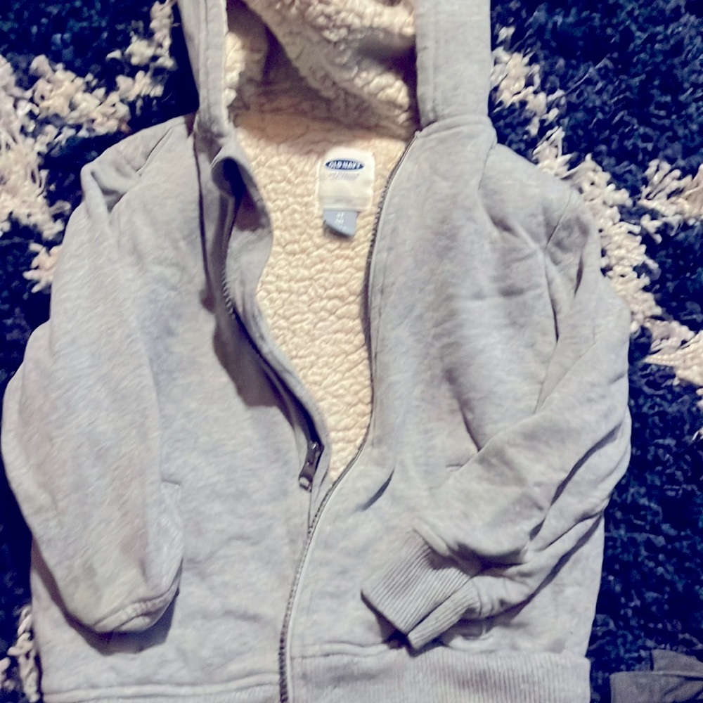 Old navy fleece inside hoodie 4t